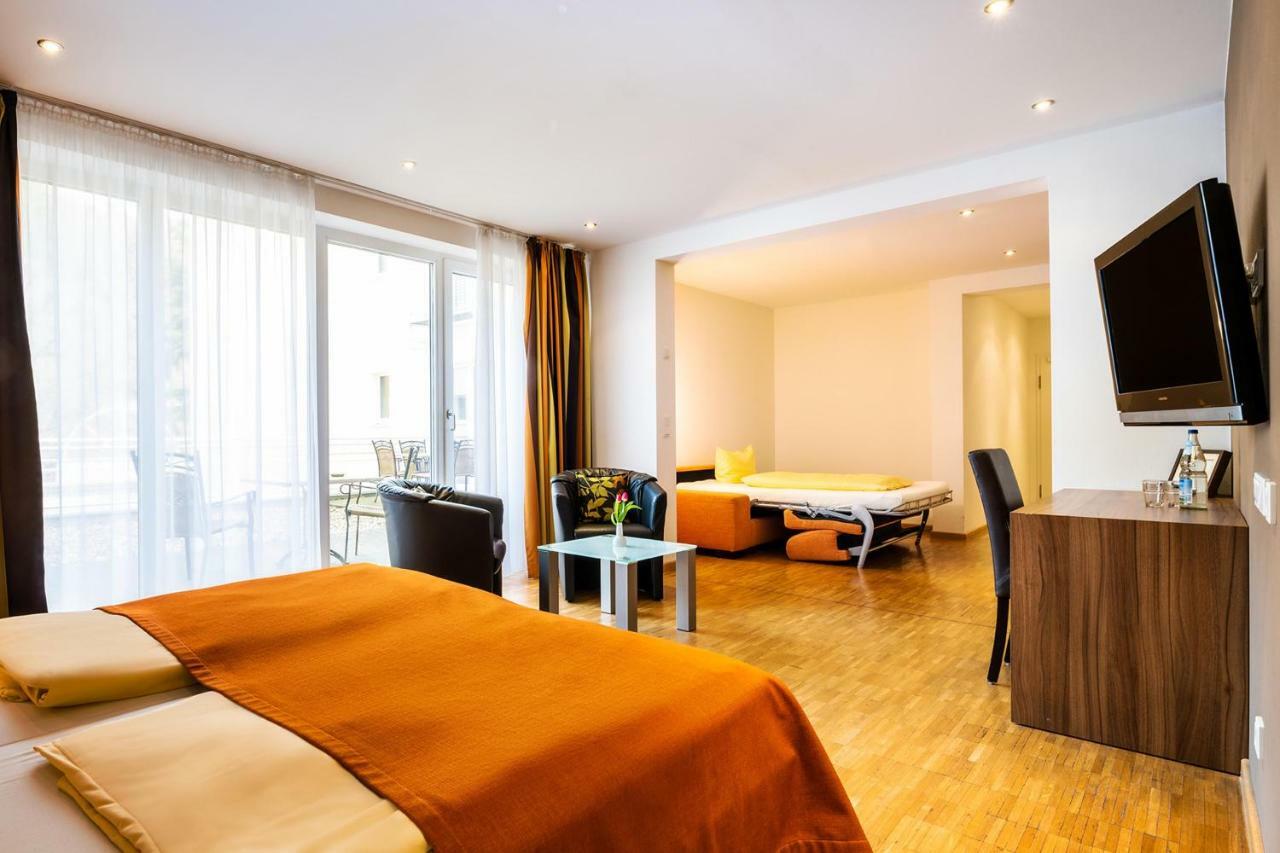 Schroeders Stadtwaldhotel Трир Экстерьер фото